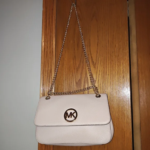 Michael Kors Pebbled Leather Chain Shoulder Bag - Picture 2 of 4